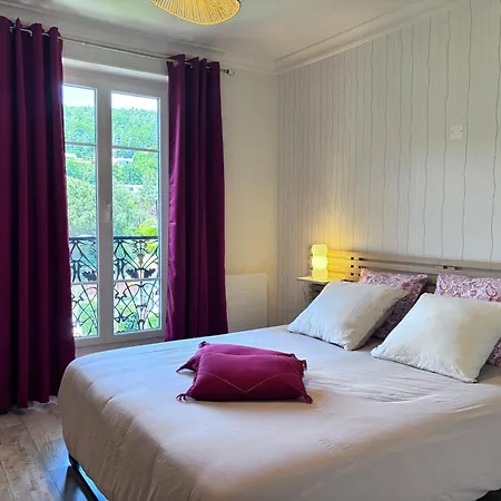 Le 130 - 1 - Wifi - Proche Parc Thermal - 2 Personnes